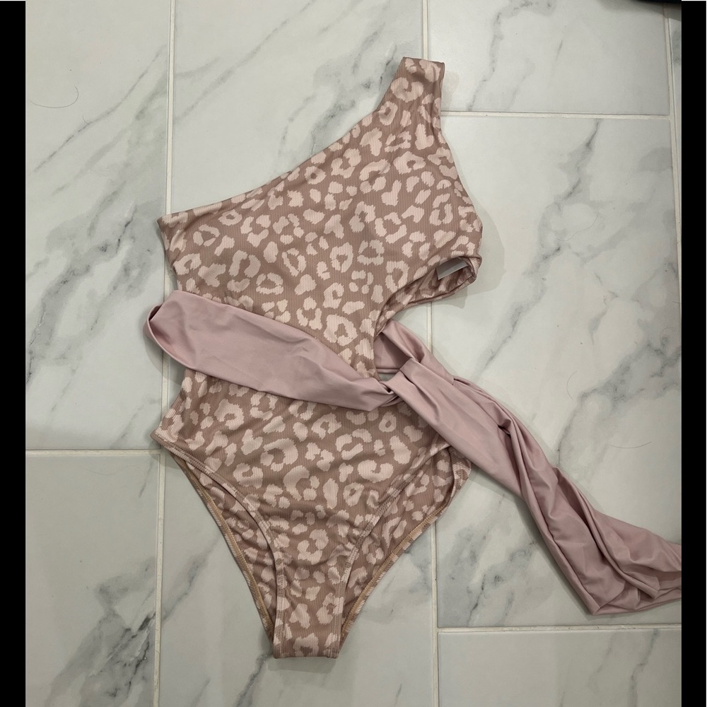 Pink Lily one piece NEW